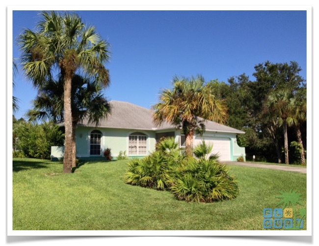 Florida Ferienhaus in Lehigh Acres “Alisha” mit Blick auf die Hausfront